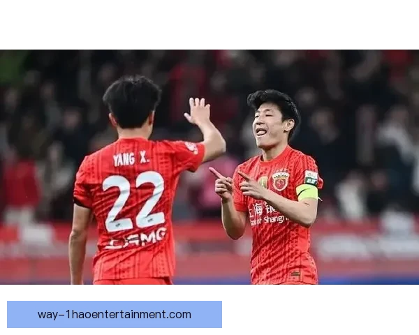 武磊停赛后国足十八强赛锋线变阵张玉宁挑大梁率队冲击关键之战役